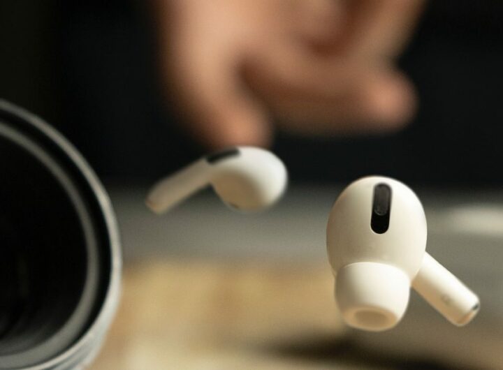 Apple AirPods may soon have a user identification feature