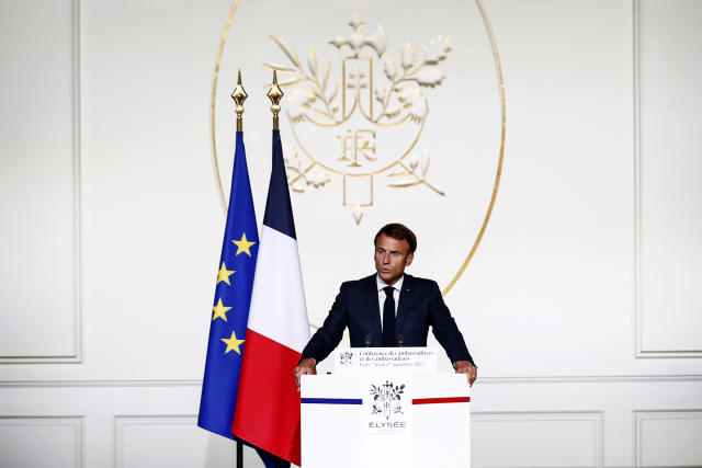 Macron vows to prevent Russia from winning war in Ukraine